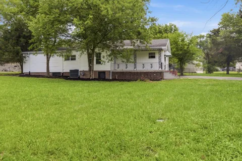 302 Jim Bowie Dr