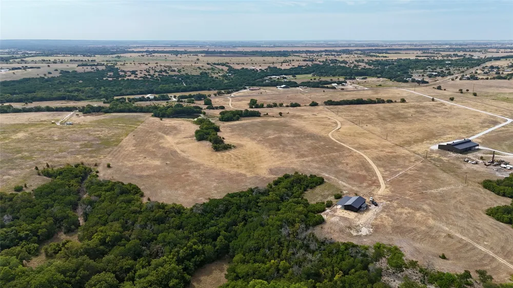 5066 New Windsor Parkway McGregor, TX 76657