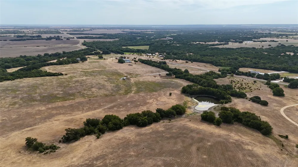 5066 New Windsor Parkway McGregor, TX 76657