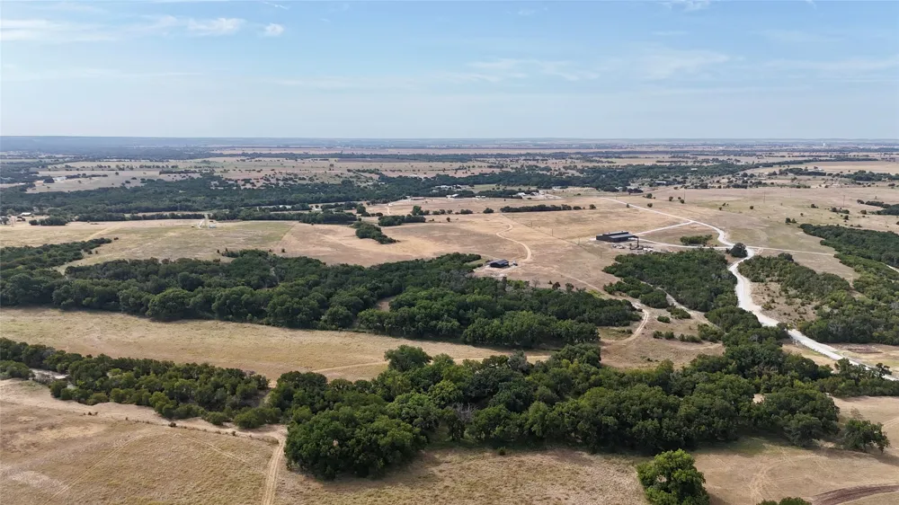 5066 New Windsor Parkway McGregor, TX 76657
