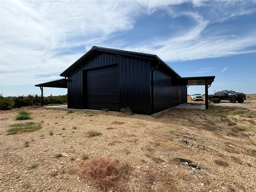 5066 New Windsor Parkway McGregor, TX 76657