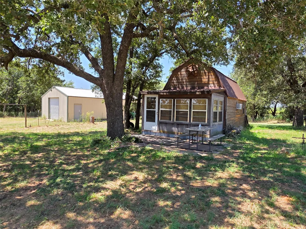 168 Highway 587 De Leon, TX 76444