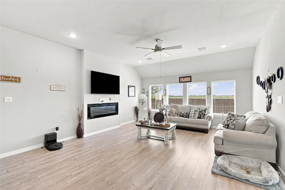 247 Half Moon Drive Waxahachie, TX 75165