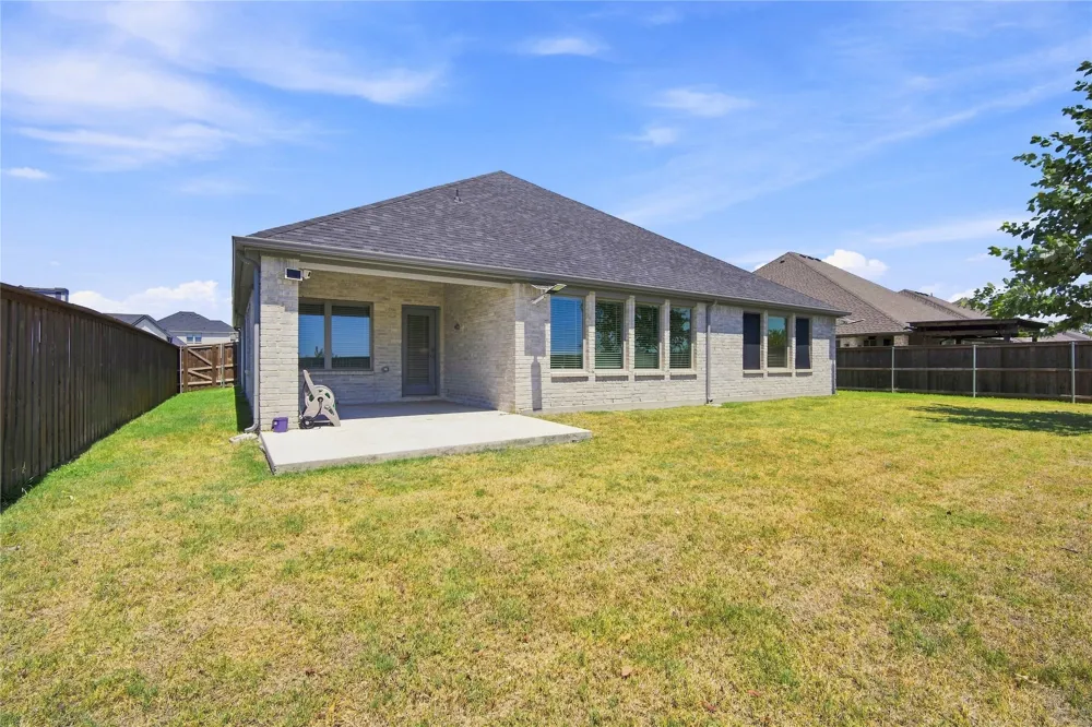 247 Half Moon Drive Waxahachie, TX 75165