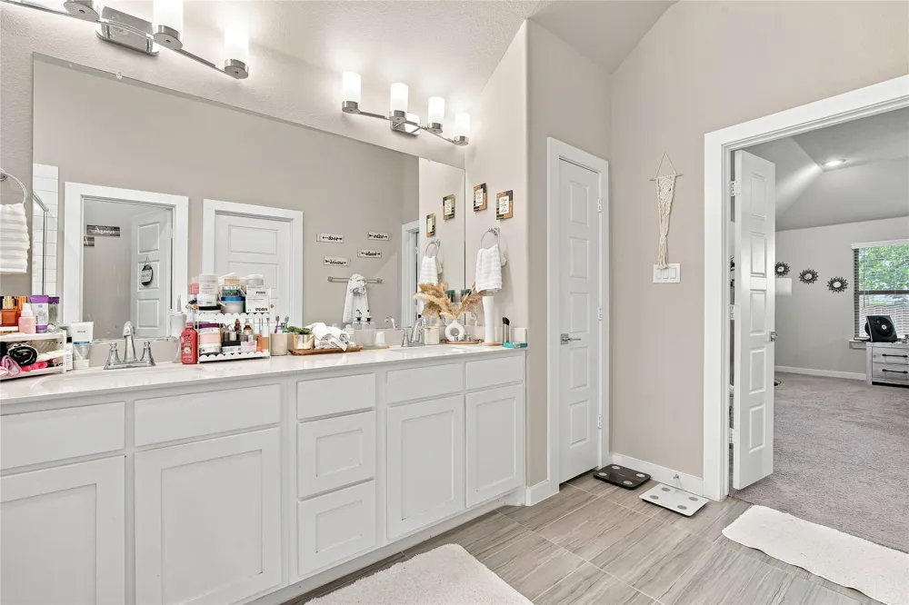 247 Half Moon Drive Waxahachie, TX 75165