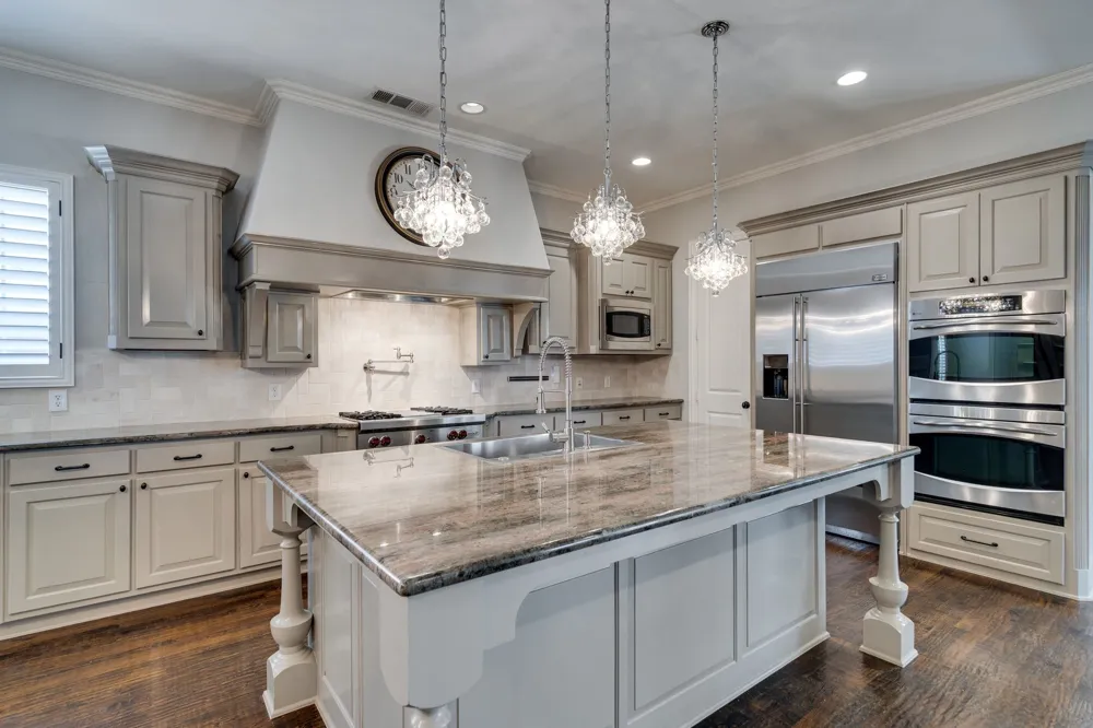 5000 Dickens Lane Carrollton, TX 75010
