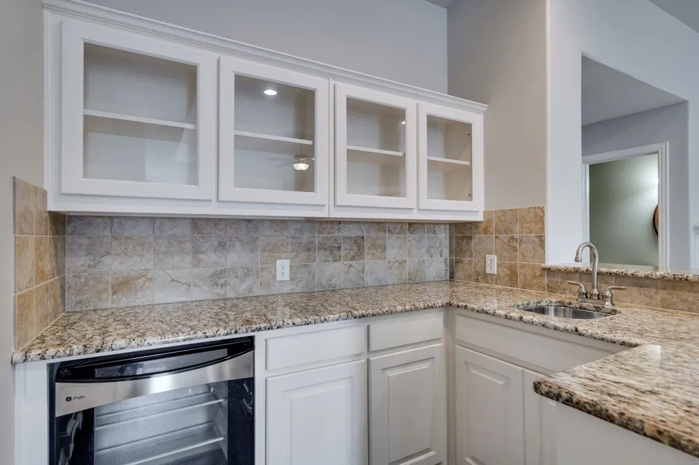 5000 Dickens Lane Carrollton, TX 75010