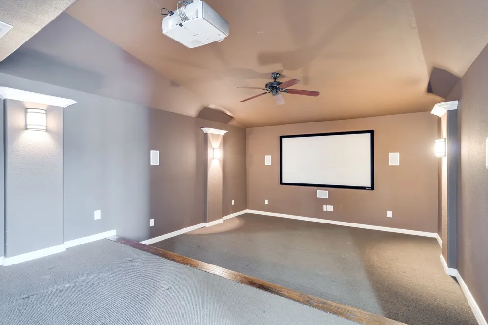5000 Dickens Lane Carrollton, TX 75010
