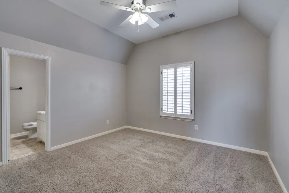 5000 Dickens Lane Carrollton, TX 75010