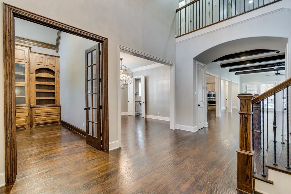 5000 Dickens Lane Carrollton, TX 75010