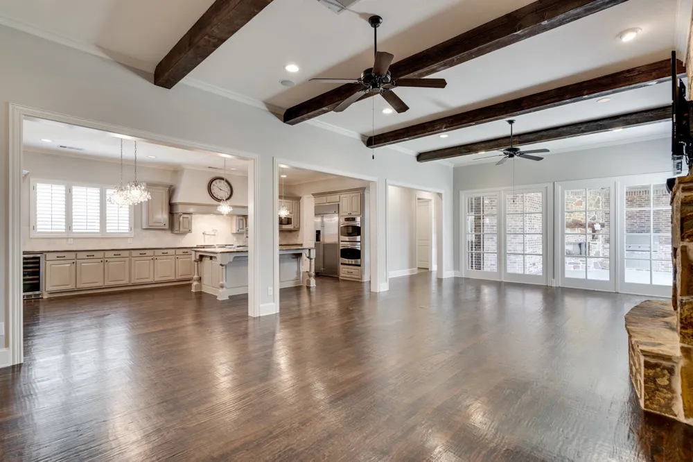 5000 Dickens Lane Carrollton, TX 75010
