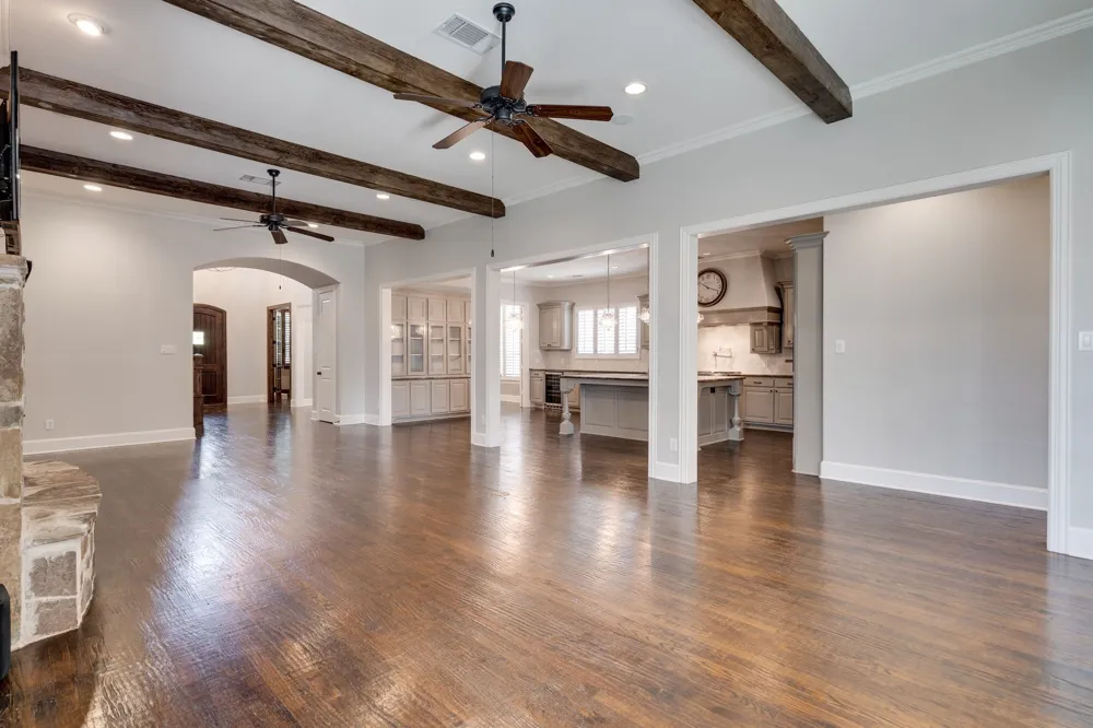 5000 Dickens Lane Carrollton, TX 75010