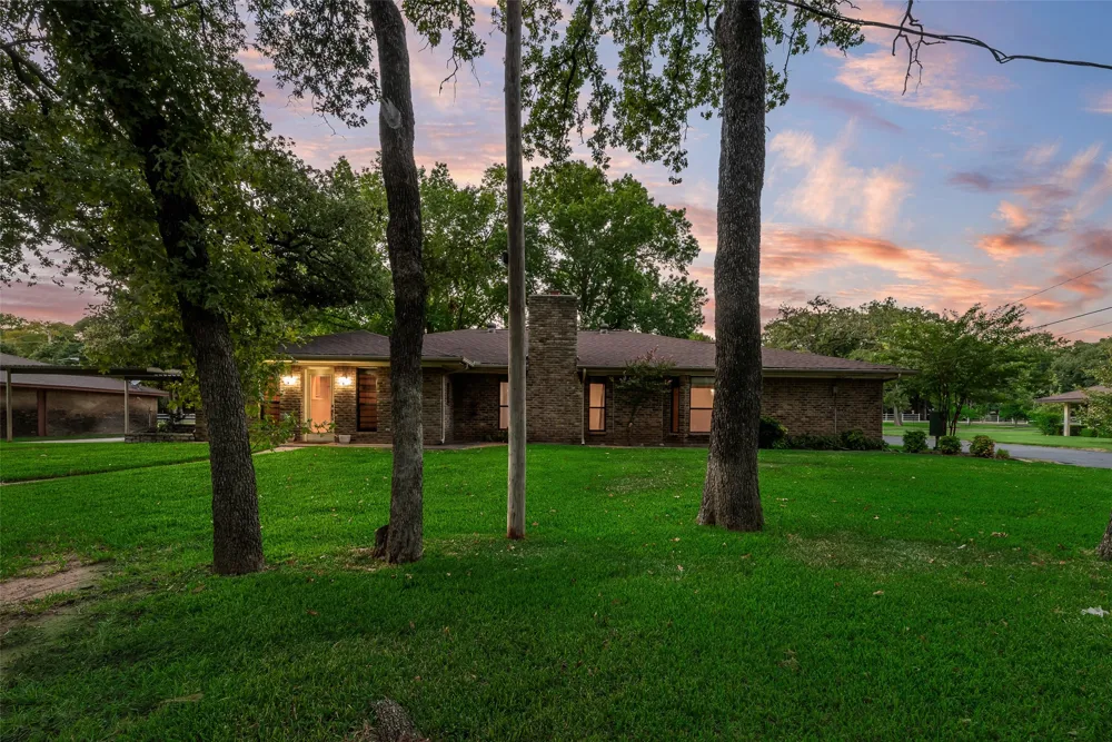 763 Moore Road Mansfield, TX 76063