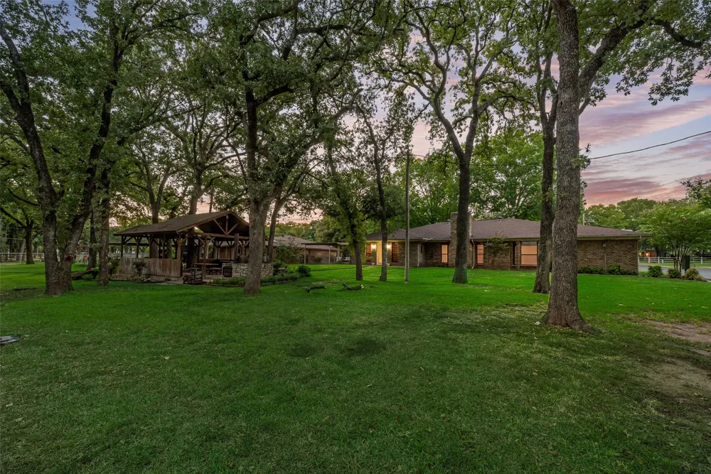763 Moore Road Mansfield, TX 76063