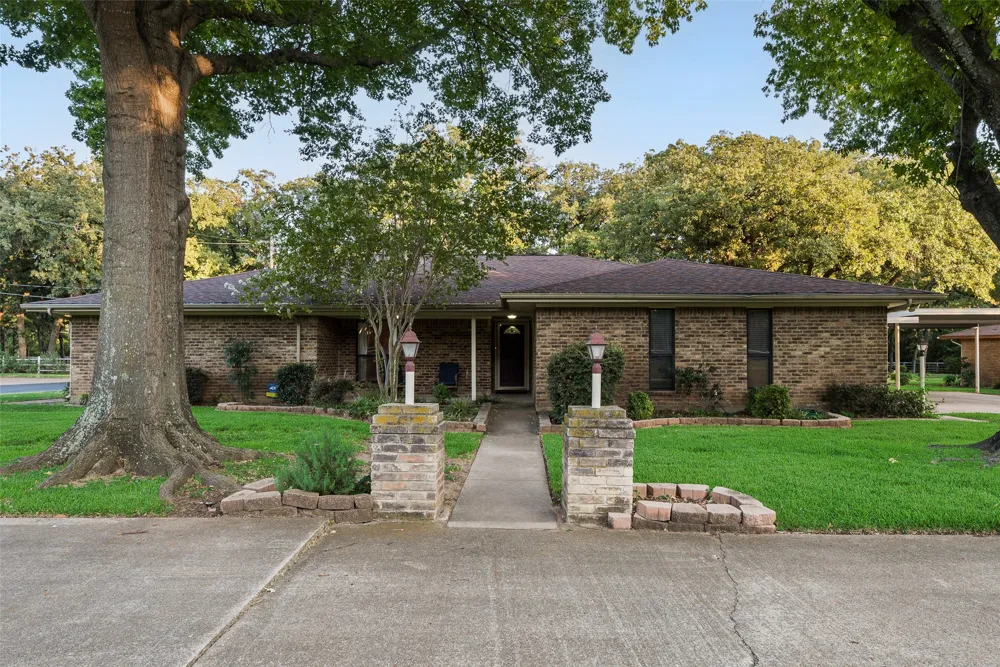 763 Moore Road Mansfield, TX 76063