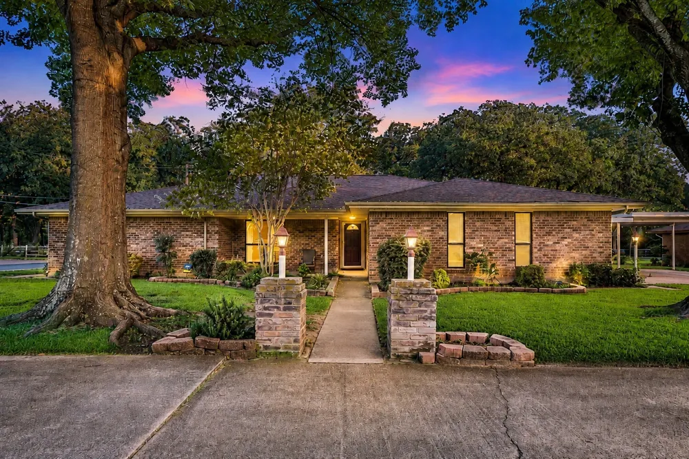 763 Moore Road Mansfield, TX 76063