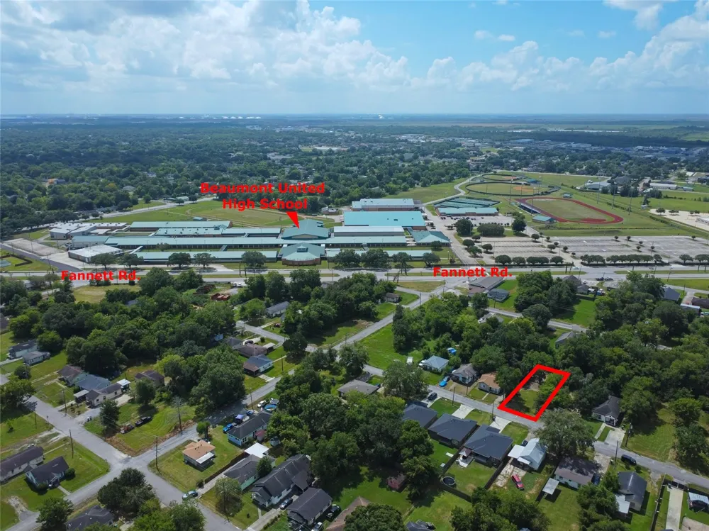 3147 Waverly Street Beaumont, TX 77705