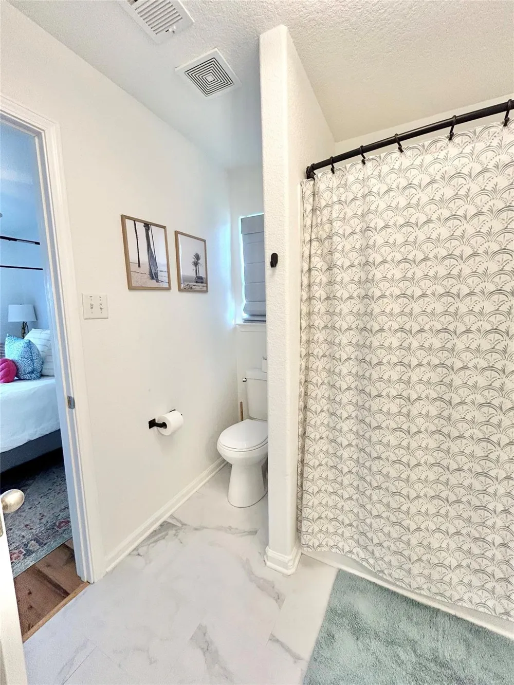 753 Bluewater Highway Surfside Beach, TX 77541
