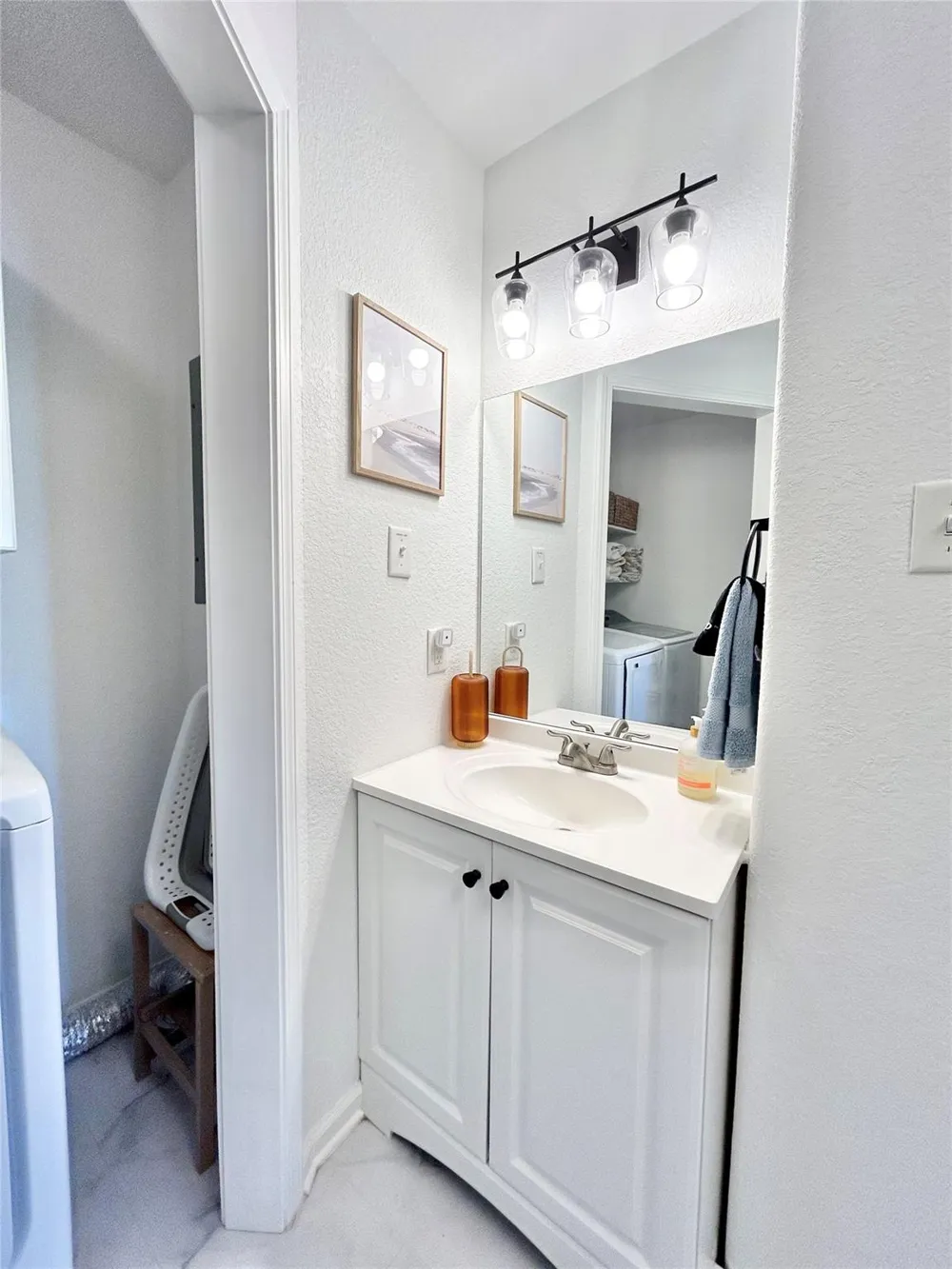 753 Bluewater Highway Surfside Beach, TX 77541