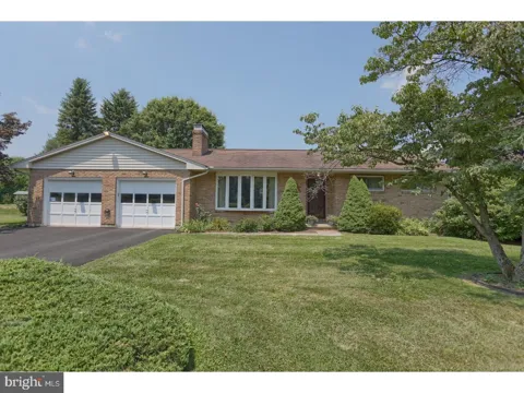 271 MAPLE DRIVE