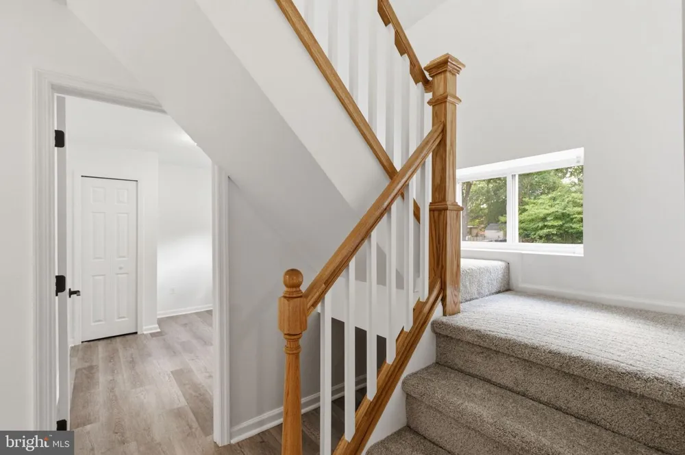 1419 VICTORY AVENUE Williamstown, NJ 08094