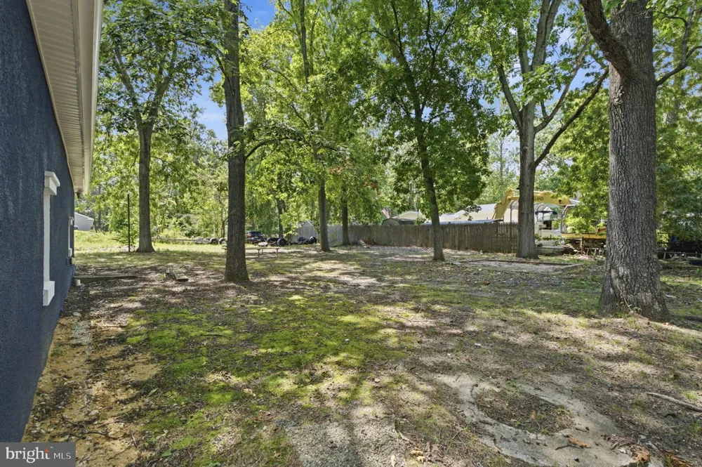 1419 VICTORY AVENUE Williamstown, NJ 08094