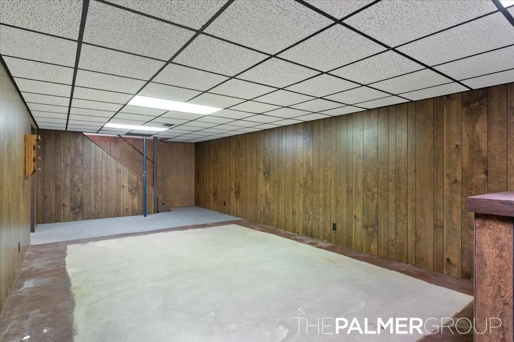 271 Brook Lane Avenue Holland, MI 49423