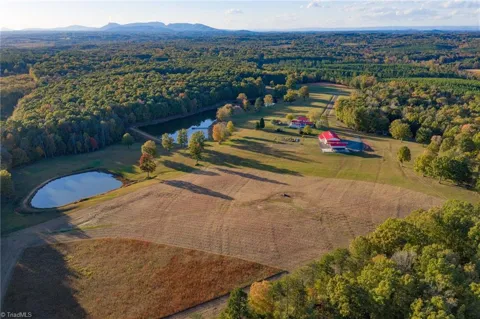 1260A Beaver Island Trail Road