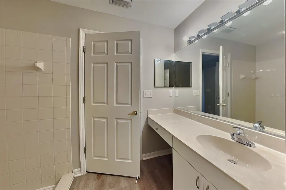 Address Not Shown Bradenton, FL 34203