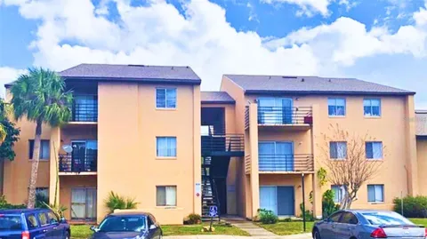 5220 VIA HACIENDA CIRCLE #A112