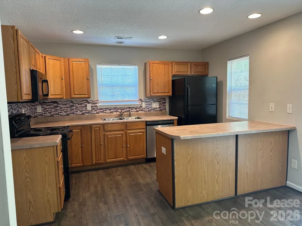 15105 Deshler Court Charlotte, NC 28273