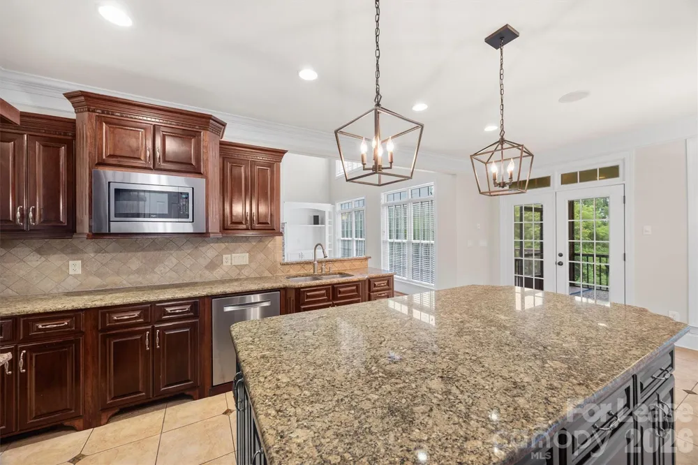 334 Stone Cliff Lane Clover, SC 29710