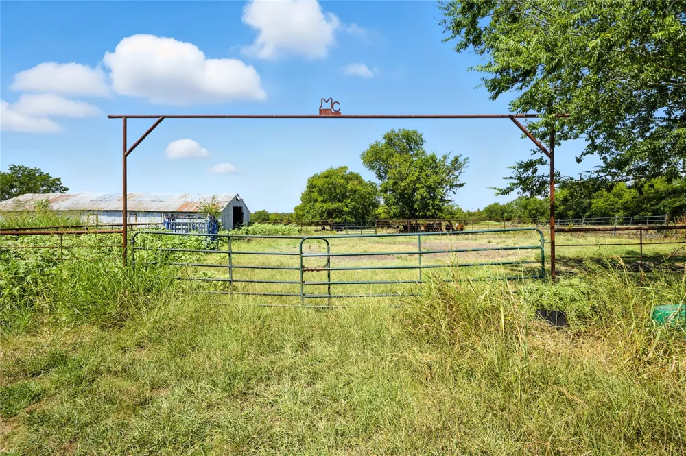 9620 Farm Market 895 Lake Creek, TX 75450