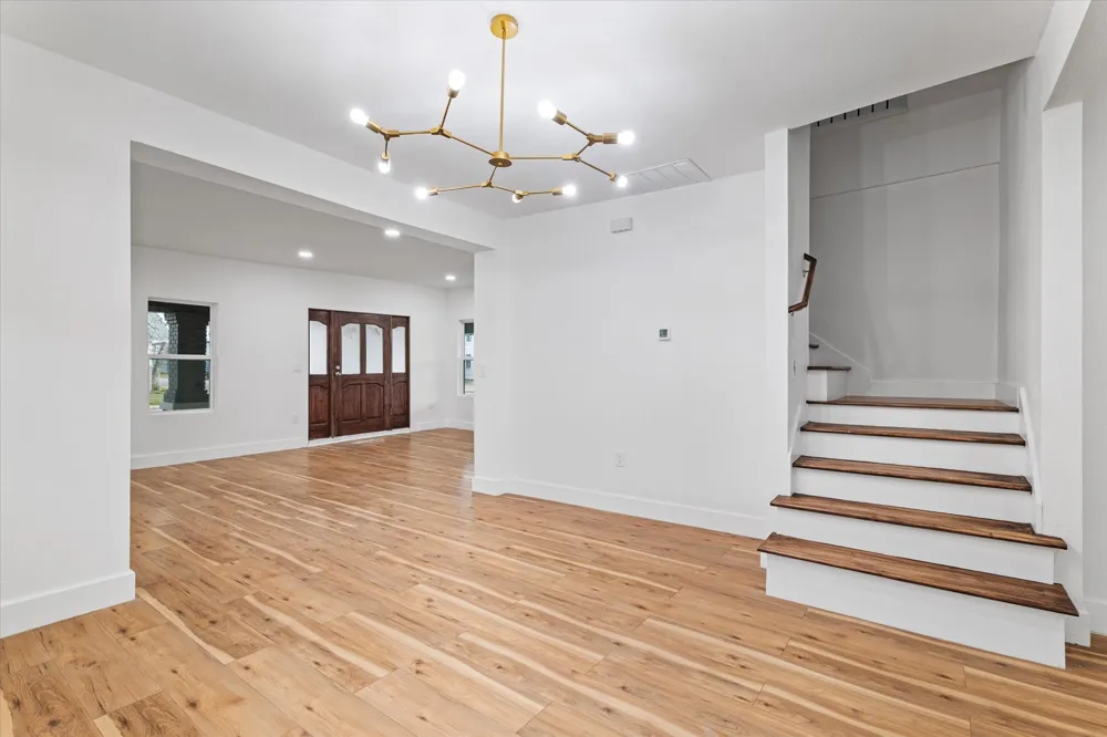 1516 S Adams Street Fort Worth, TX 76104