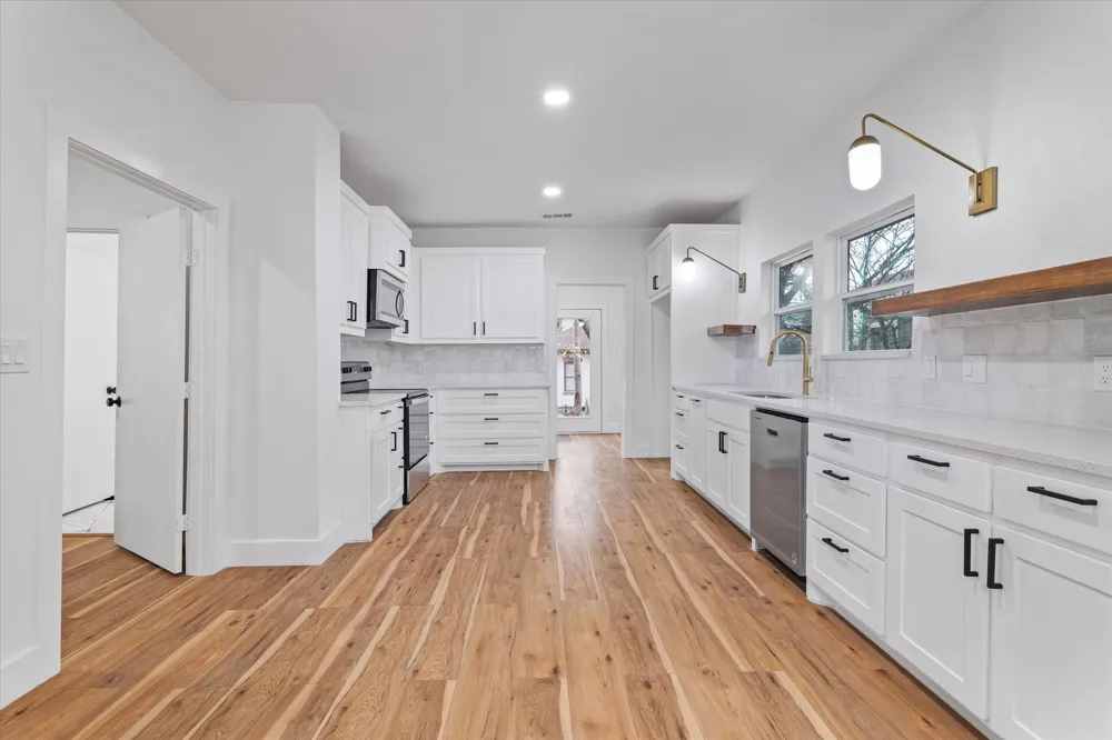 1516 S Adams Street Fort Worth, TX 76104