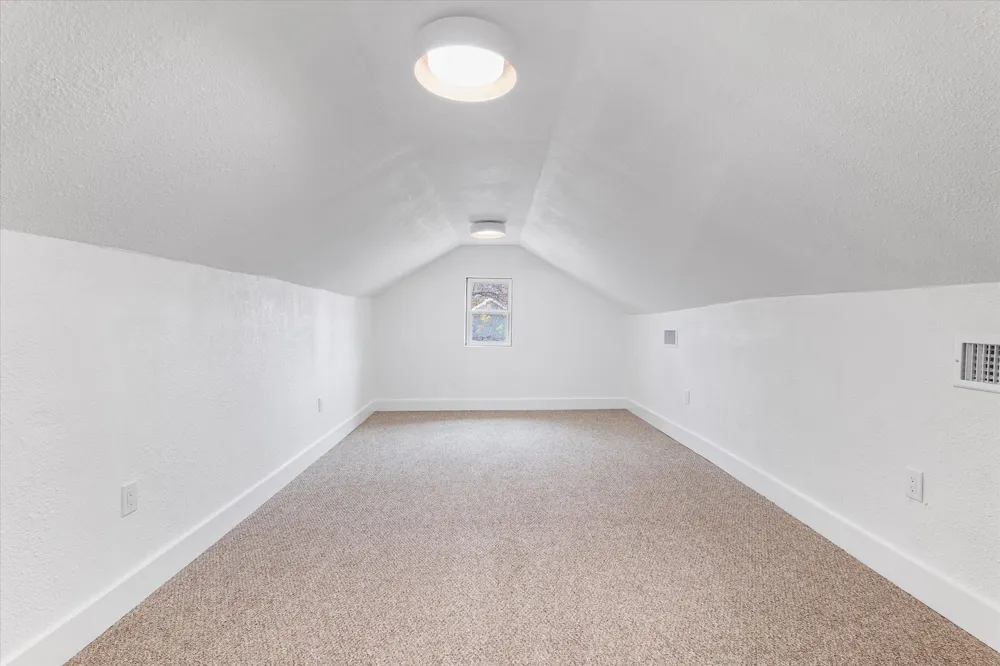 1516 S Adams Street Fort Worth, TX 76104