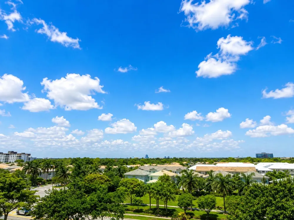 4330 HILLCREST DRIVE #602 Hollywood, FL 33021