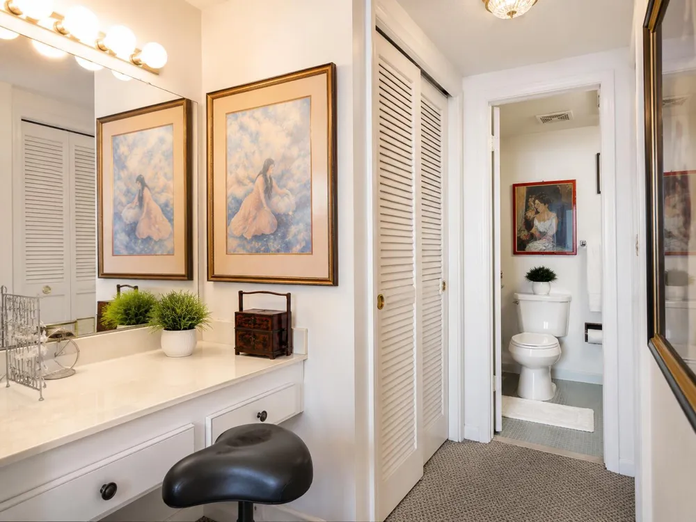 4330 HILLCREST DRIVE #602 Hollywood, FL 33021