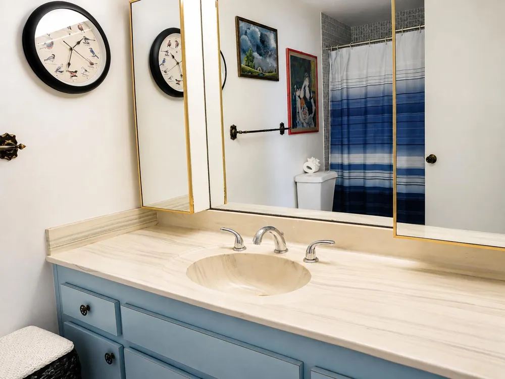 4330 HILLCREST DRIVE #602 Hollywood, FL 33021