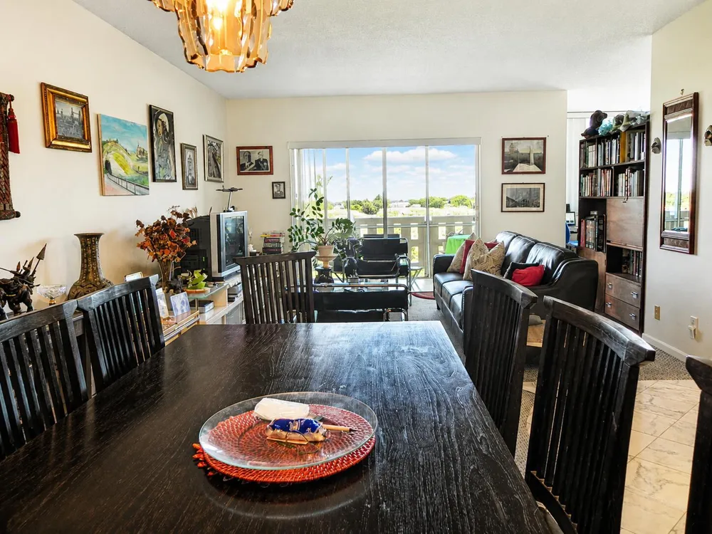 4330 HILLCREST DRIVE #602 Hollywood, FL 33021