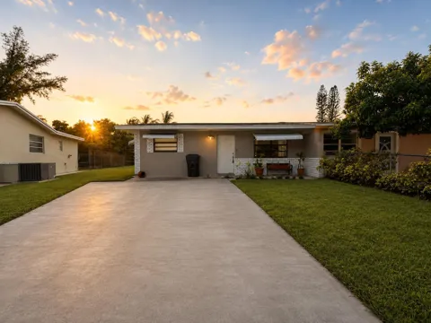 6960 SW 18TH COURT