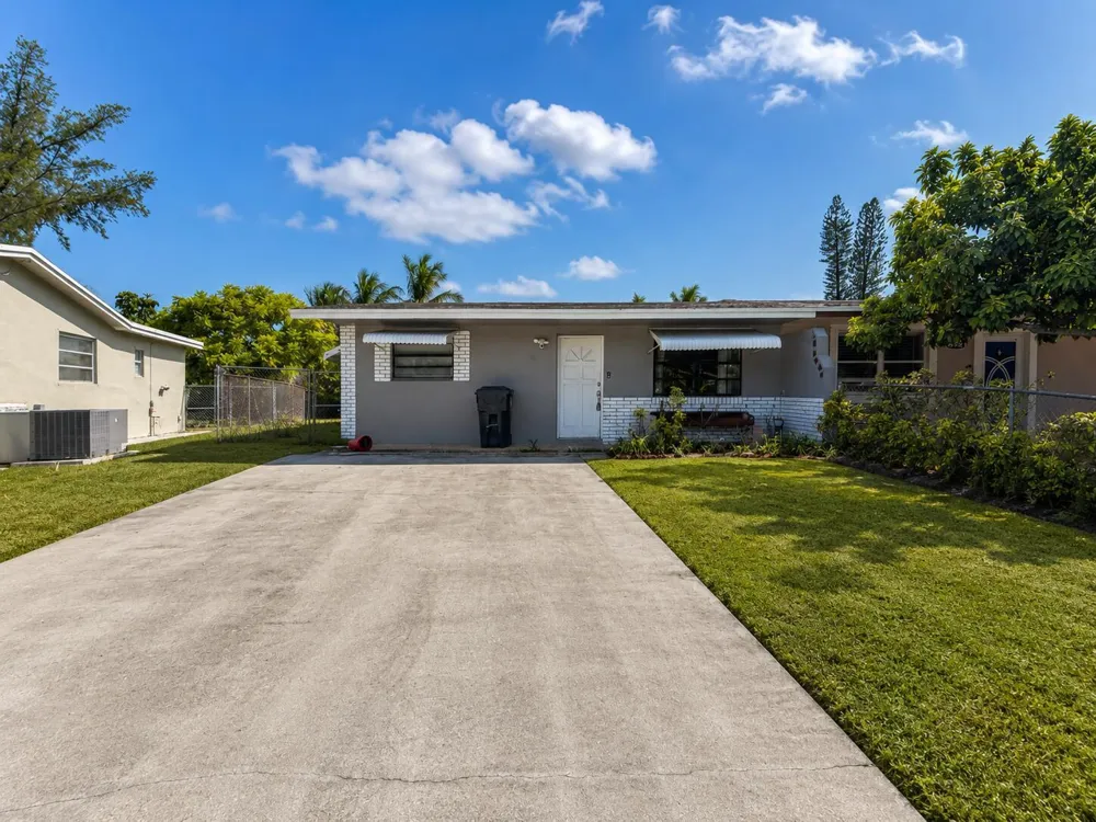 6960 SW 18TH COURT North Lauderdale, FL 33068