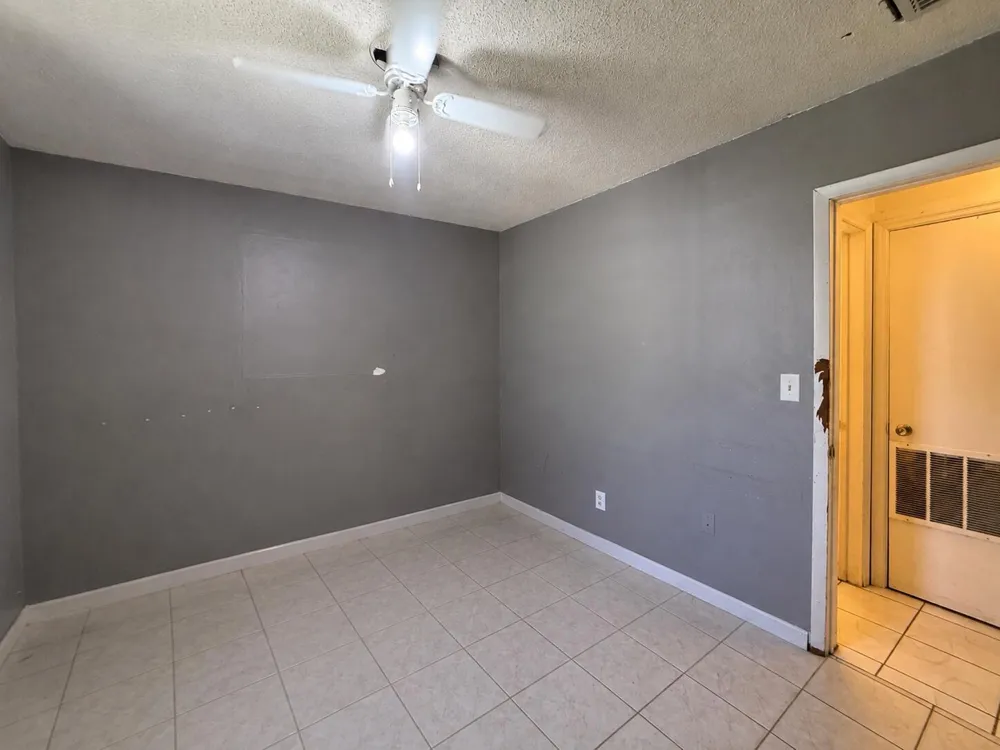 6960 SW 18TH COURT North Lauderdale, FL 33068