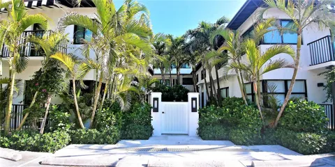 122 PERUVIAN AVENUE #0141