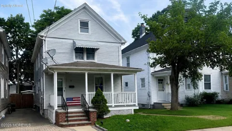 52 Bank Street