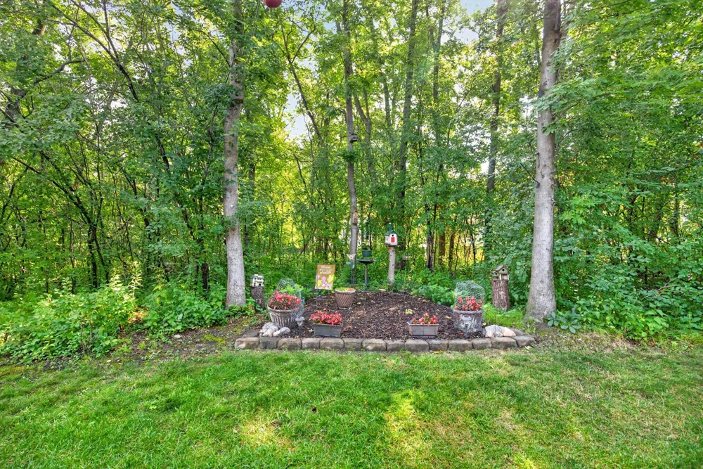 14885 Sumter Avenue Savage, MN 55378