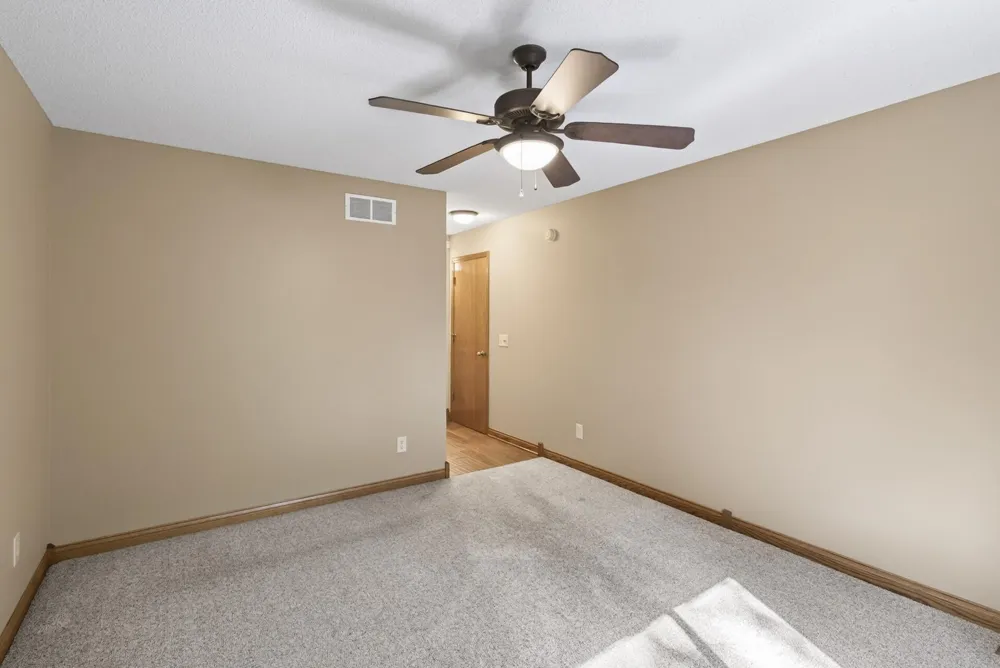 14885 Sumter Avenue Savage, MN 55378