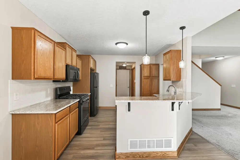 14885 Sumter Avenue Savage, MN 55378