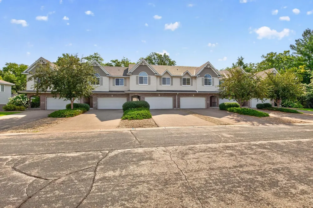 14885 Sumter Avenue Savage, MN 55378