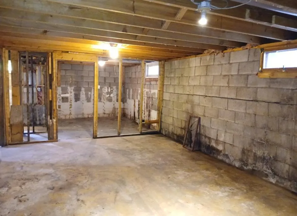 318 2nd Avenue NW Cook, MN 55723